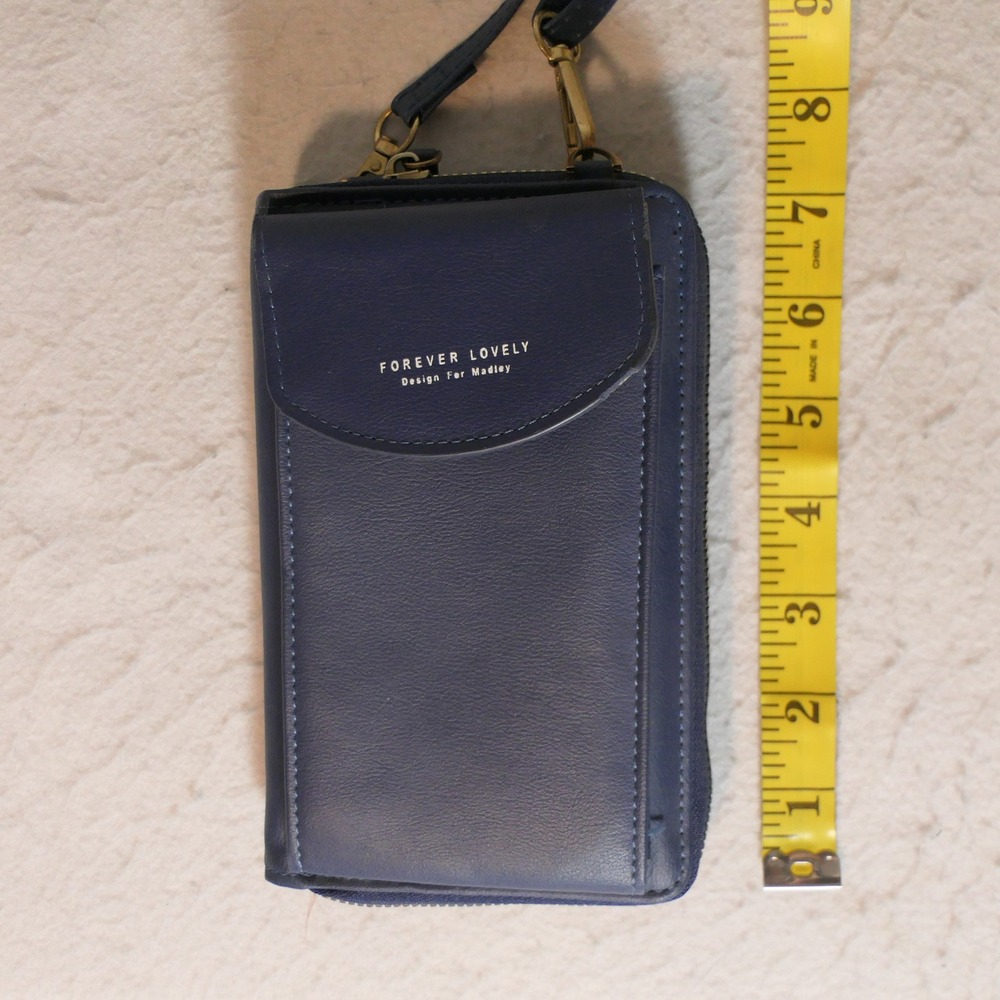 Forever Lovely Women Crossbody Phone Wallet OS Navy Minimalist Utility Travel